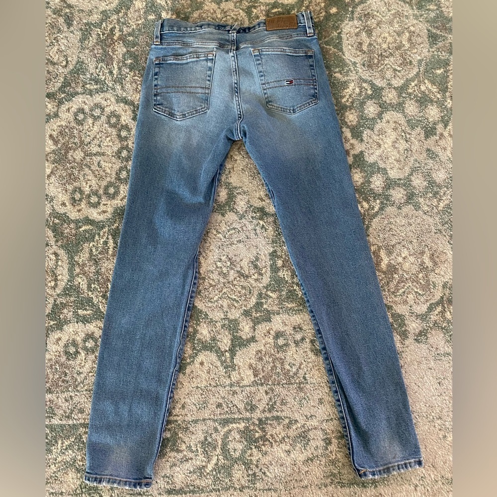 Tommy Hilfiger Jeans - Picture 2 of 9